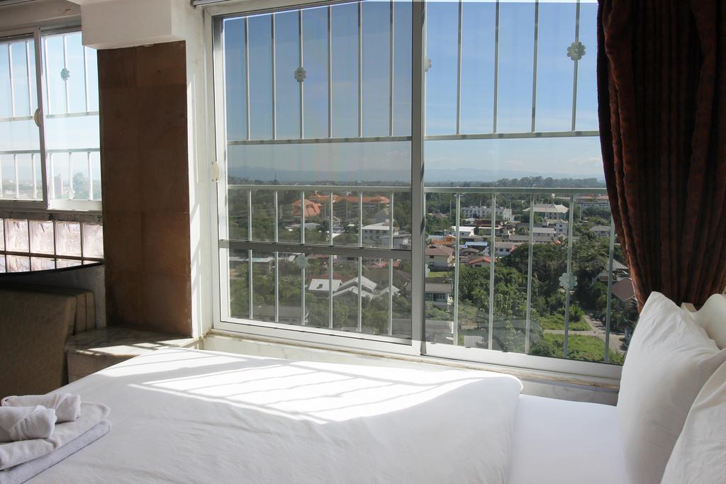 Penthouse Galare Thong Tower Apartment Chiang Mai Exterior foto